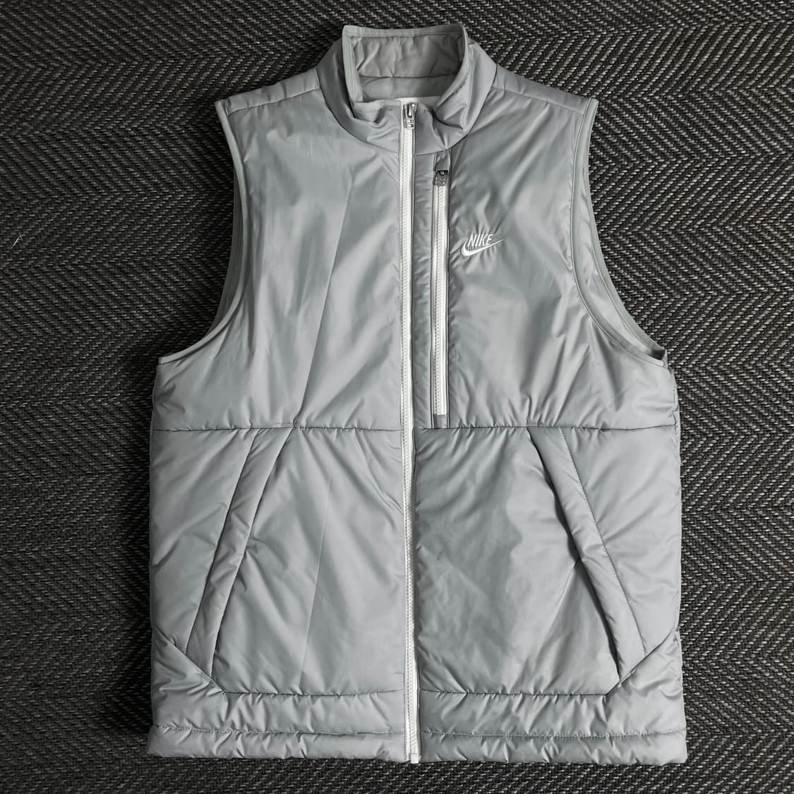 나이키 NSW 써마핏 리펠 테크 패딩 베스트y 3336 상품이미지2