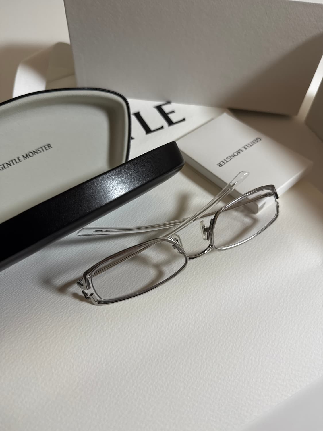 젠틀몬스터 에픽 02 상품이미지1