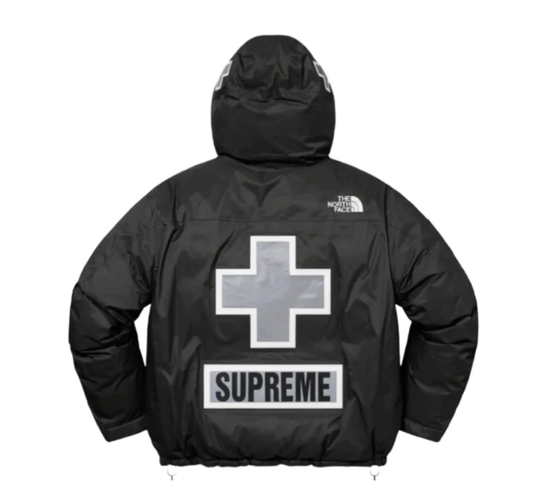 노스페이스 슈프림 콜라보 한정판 패딩 상품이미지3