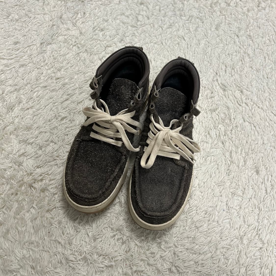 아크네스튜디오 스니커즈 상품이미지1