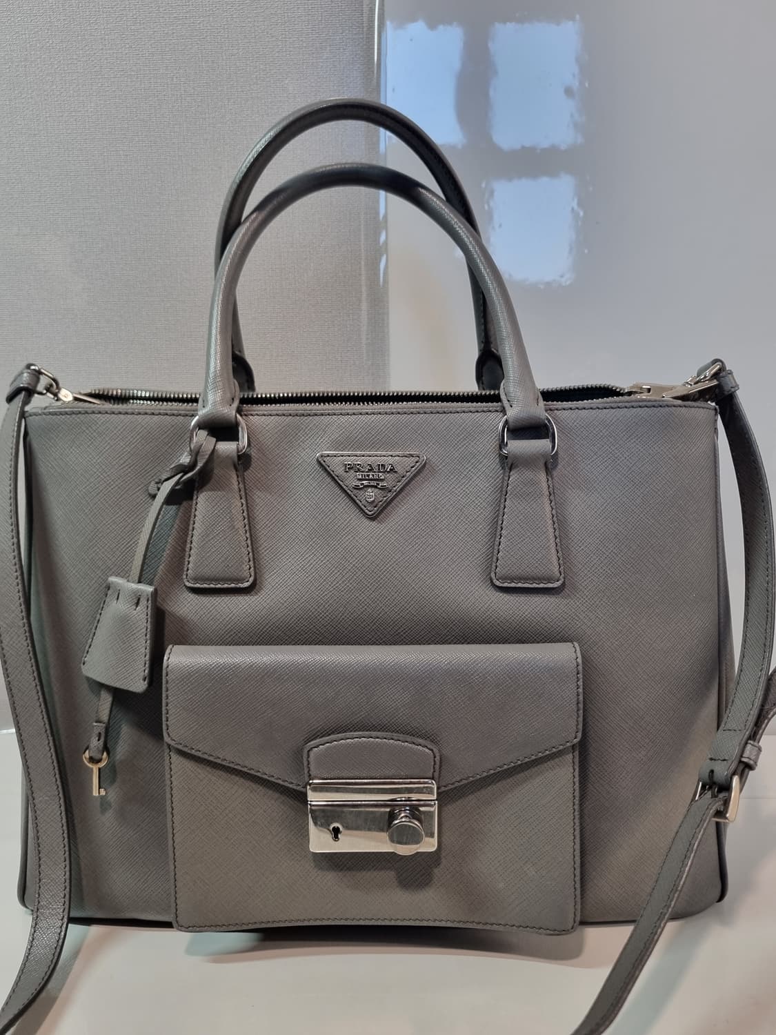 프라다 사피아노 숄더토트백 상품이미지4