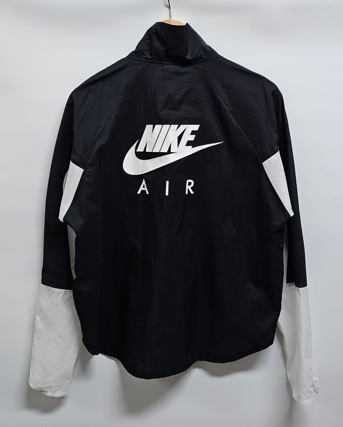 나이키 에어 여성 러닝 바람막이 L 상품이미지2