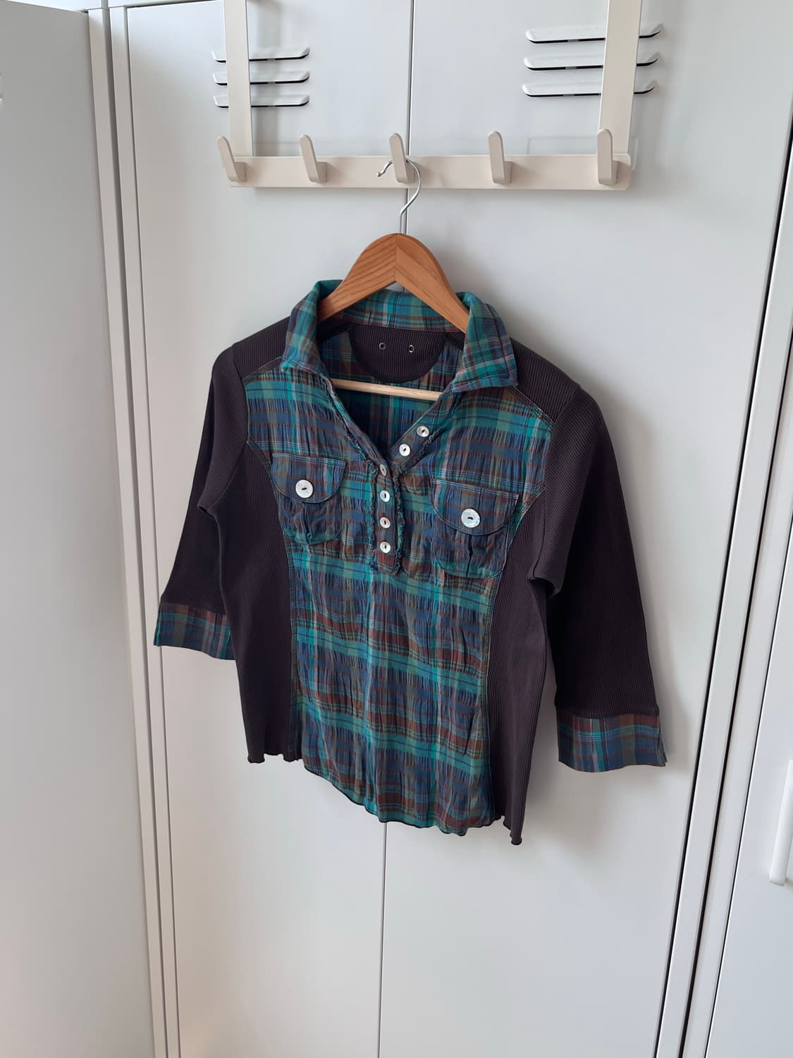 Apaiser 체크 레이어드 카라 티셔츠 상품이미지1