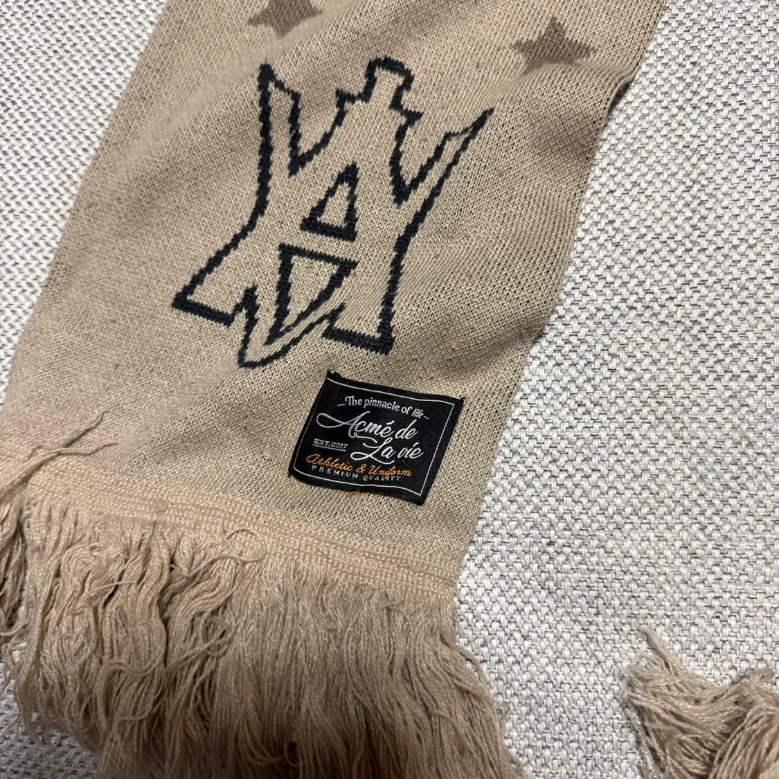 아크메드라비 A로고 머플러 상품이미지2