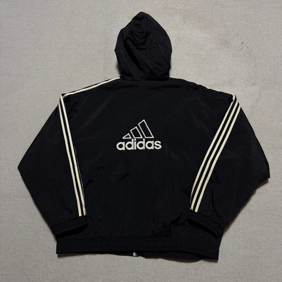 아디다스 올드스쿨 빅로고 바람막이 자켓 상품이미지4