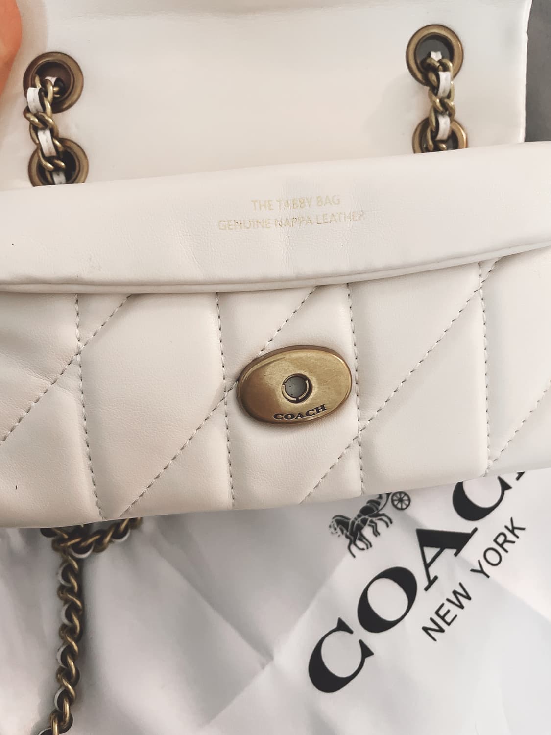 코치 태비  20 퀼팅 아이보리 상품이미지2