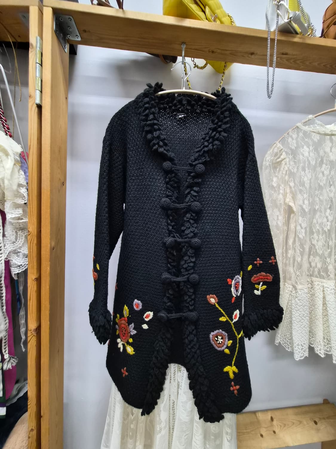 마리메꼬 유니끌로 자수니트. 레이스샤 스커트 상품이미지3