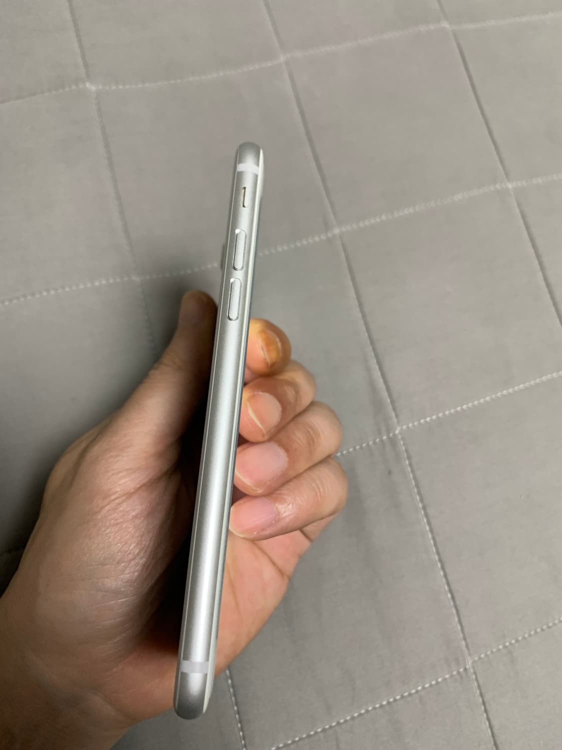 아이폰8 실버 64기가 상품이미지8