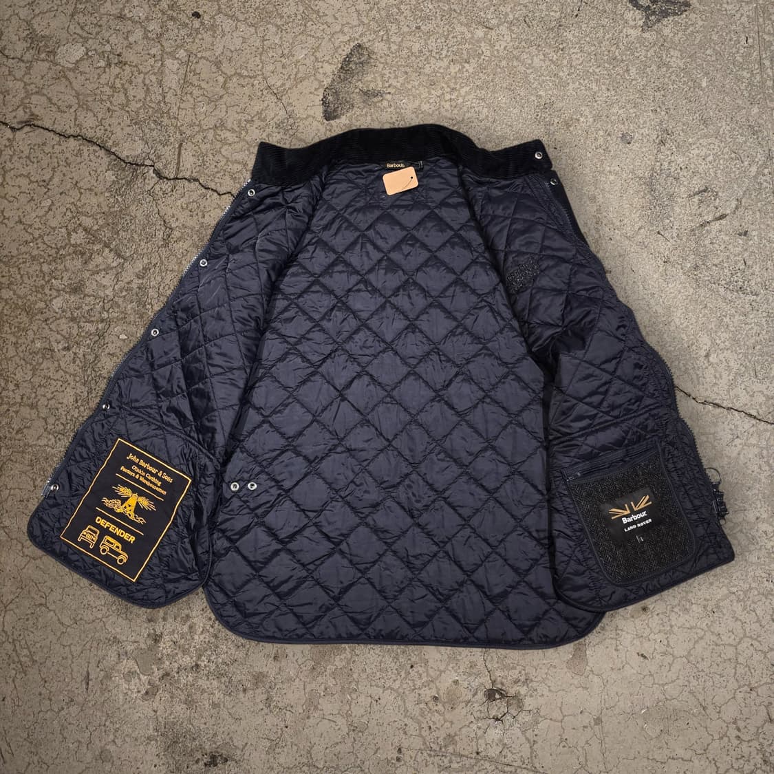Barbour x 랜드로버 네이비 퀼팅 베스트 상품이미지6