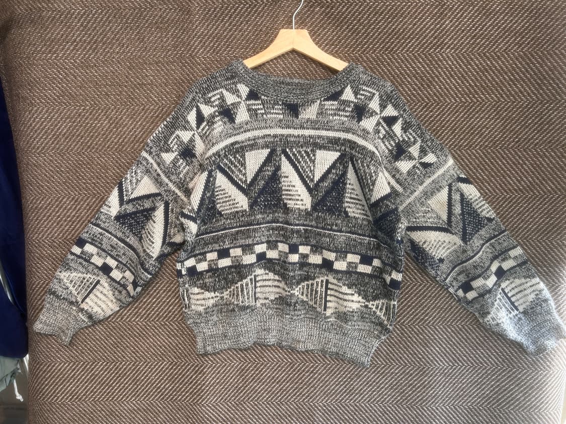 Jolly campa 패턴 니트 상품이미지1