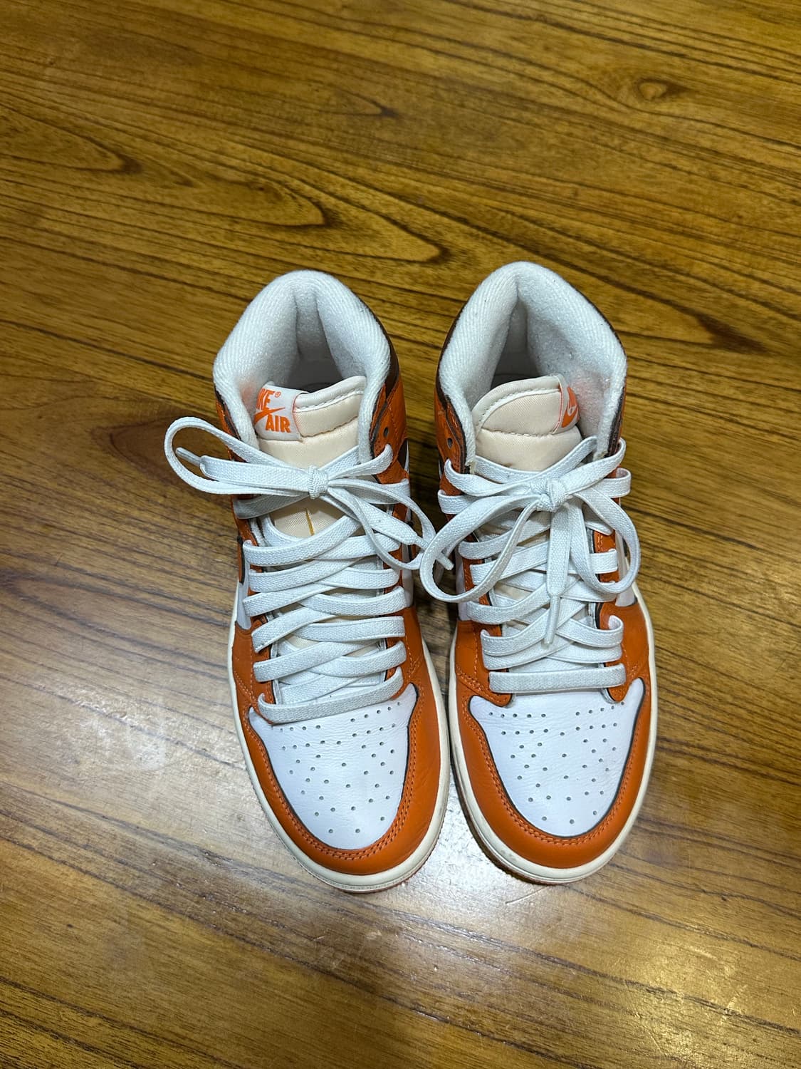 나이키 조던 1 레트로 하이 OG 상품이미지5