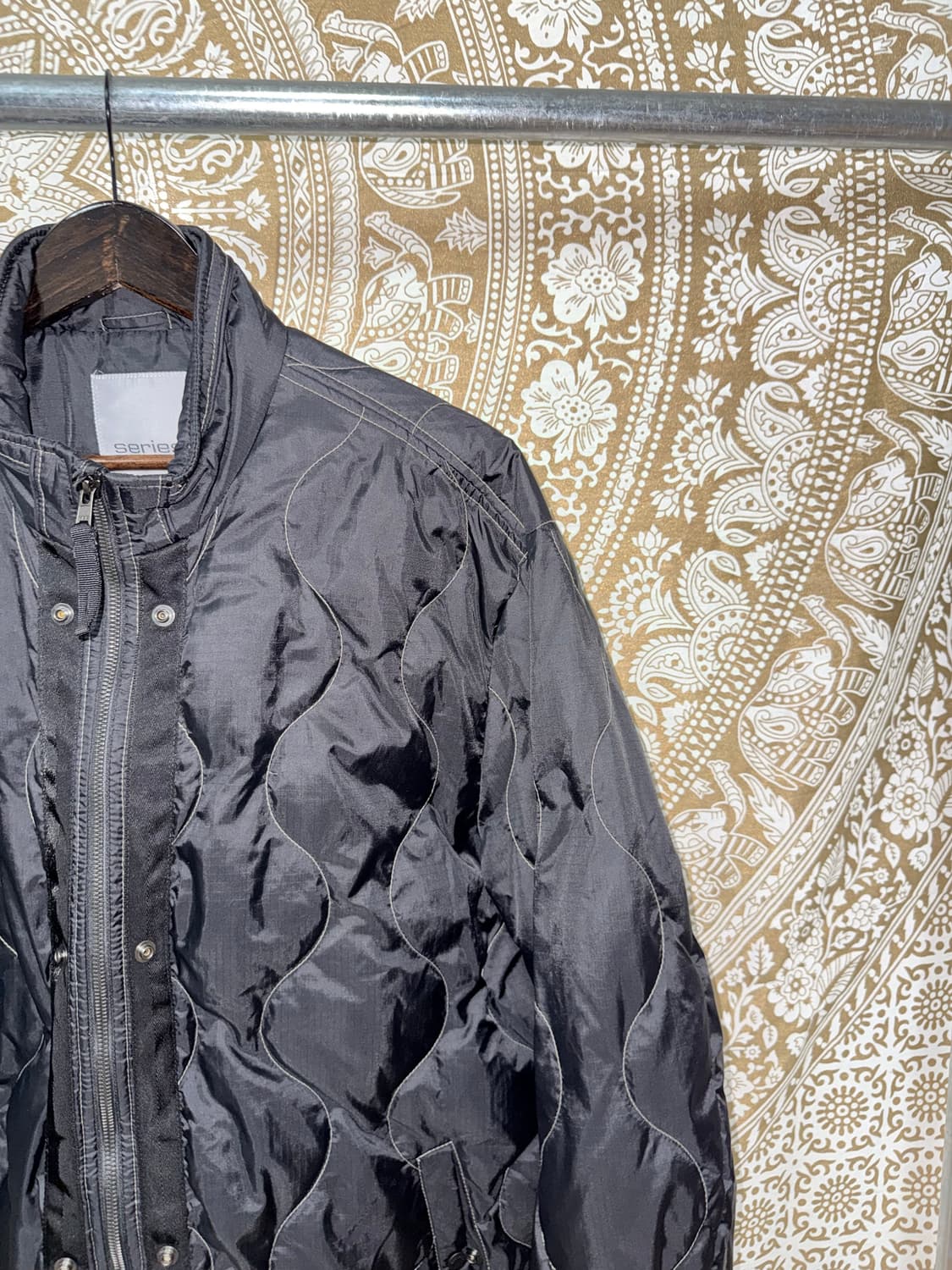 시리즈에피그램 퀼팅 스티치 구스다운 경량패딩  상품이미지4