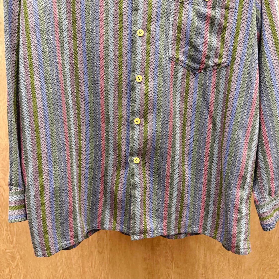 미쏘니 오픈카라 셔츠 헤링본 스트라이프 패턴 디테일 멀티컬러 상품이미지5