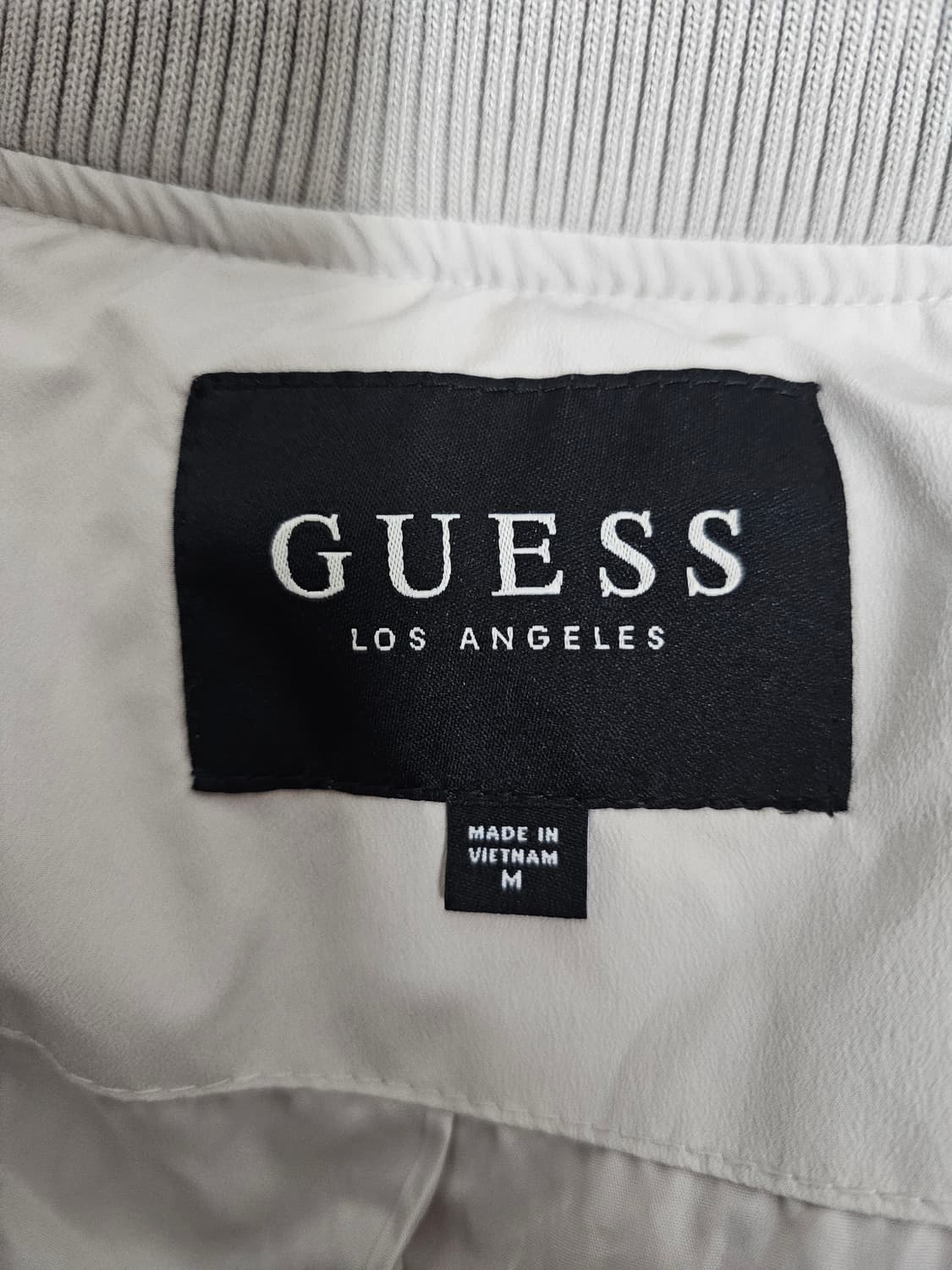 게스 덕다운 패딩점퍼 M 상품이미지3