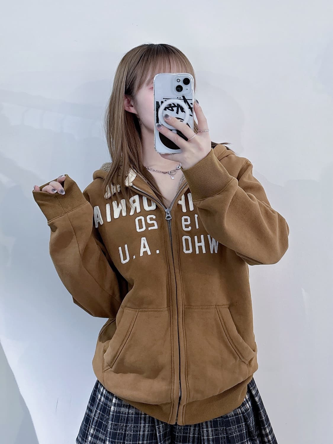 후아유 카멜 빅로고 양털 후드집업 상품이미지1