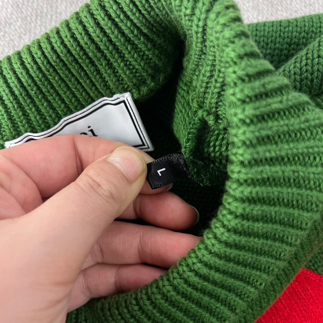 100 아미 20FW 빅하트 로고 그린 니트 상품이미지4