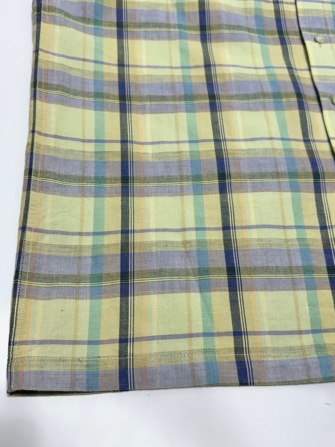 입생로랑 올드스쿨 린넨 혼방 체크 반팔셔츠 상품이미지5