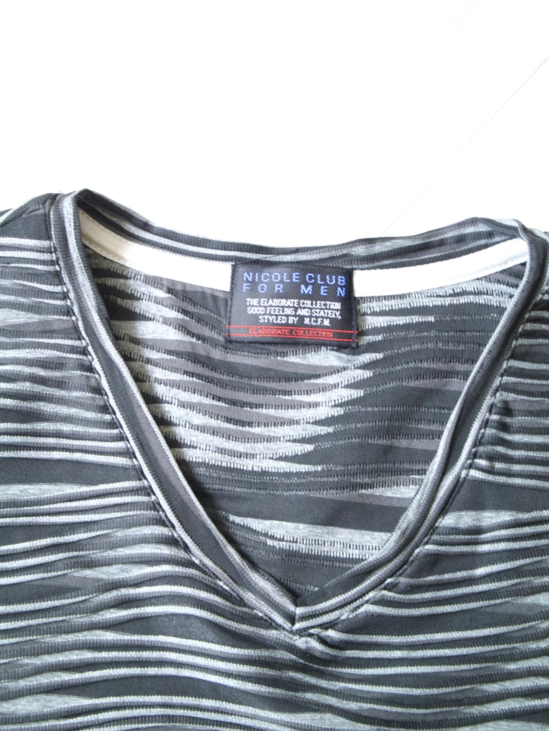 [NICOLE CUUB FOR MEN] wave v neck tee 상품이미지3