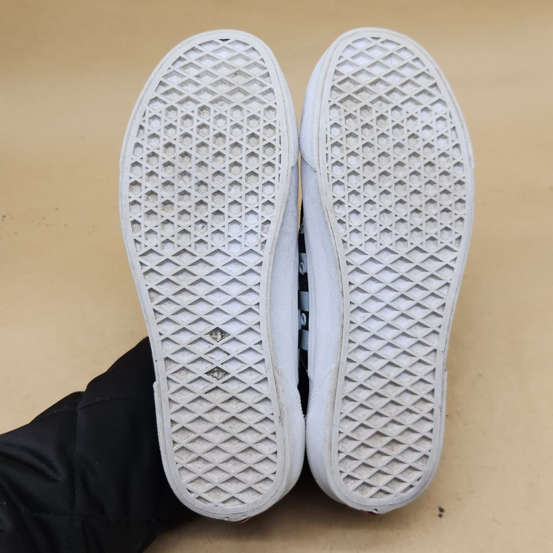 반스 베스니 남성스니커즈 260 상품이미지3