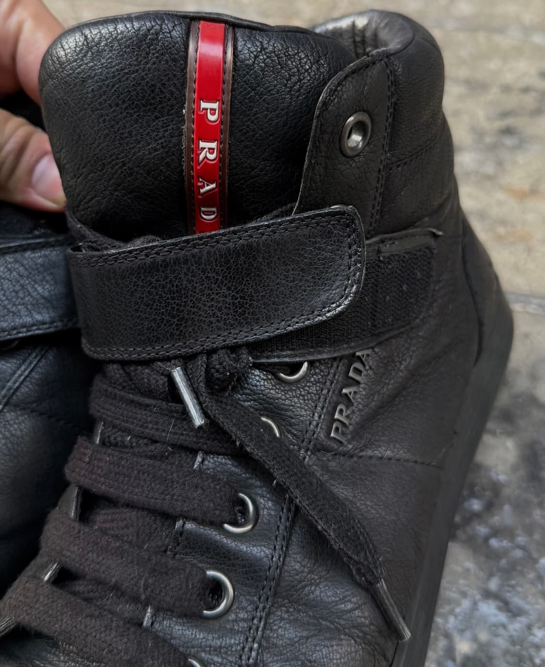 프라다 벨크로 사이드 지퍼 부츠 상품이미지4