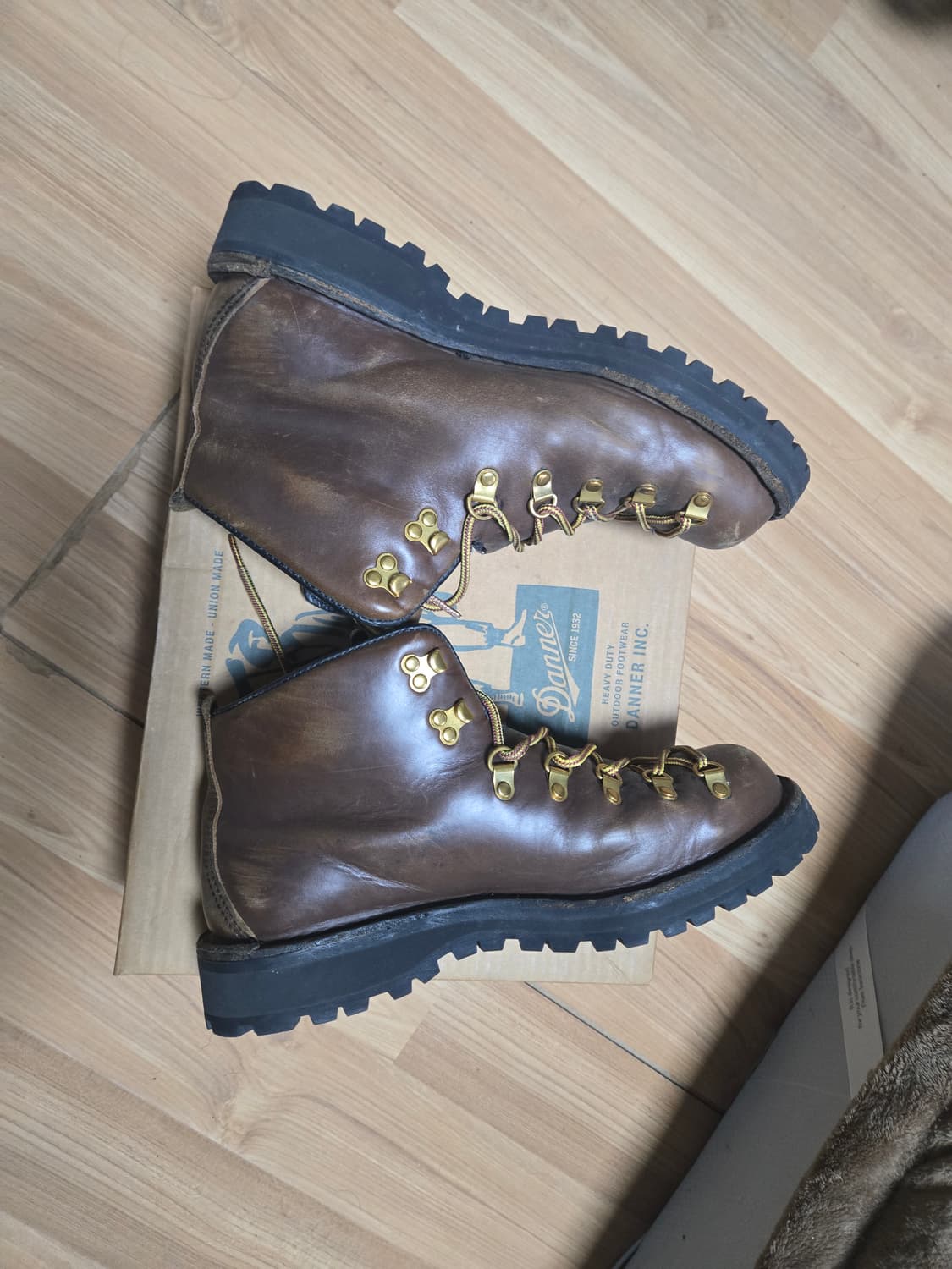 대너 마운틴 라이트 80주년 US8/EU 41.5 사이즈 상품이미지4