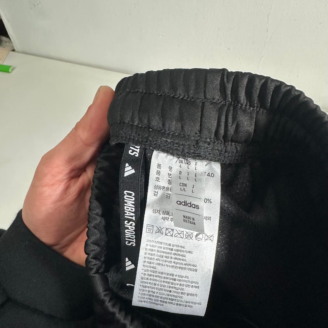L 아디다스 블랙 슬림핏 트레이닝팬츠 상품이미지3
