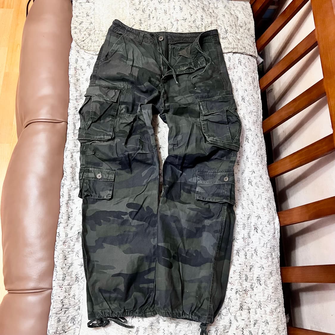 [34] 빈티지 밀리터리 카모 멀티포켓 카고팬츠 상품이미지1