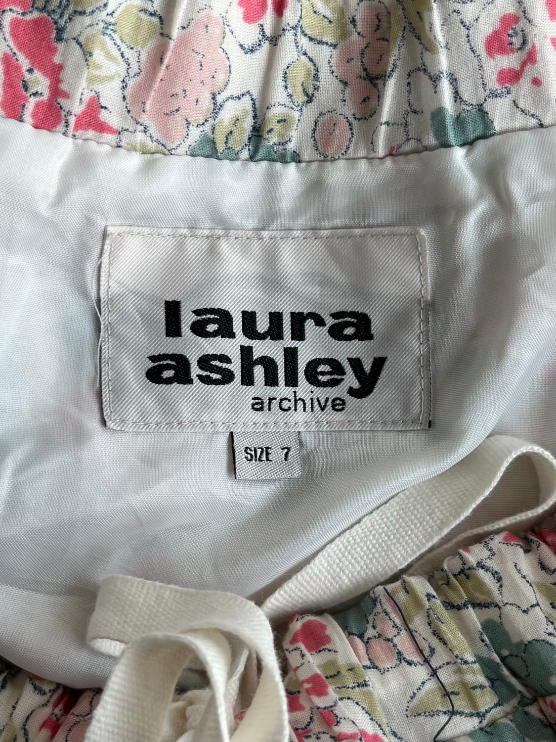 Laura Ashley 플로럴 티어드 롱 스커트 상품이미지5