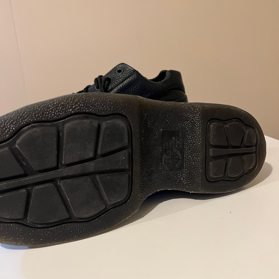 닥터마틴 버즈-5 아이 블랙 밀드 나파 레더 슈즈 상품이미지7