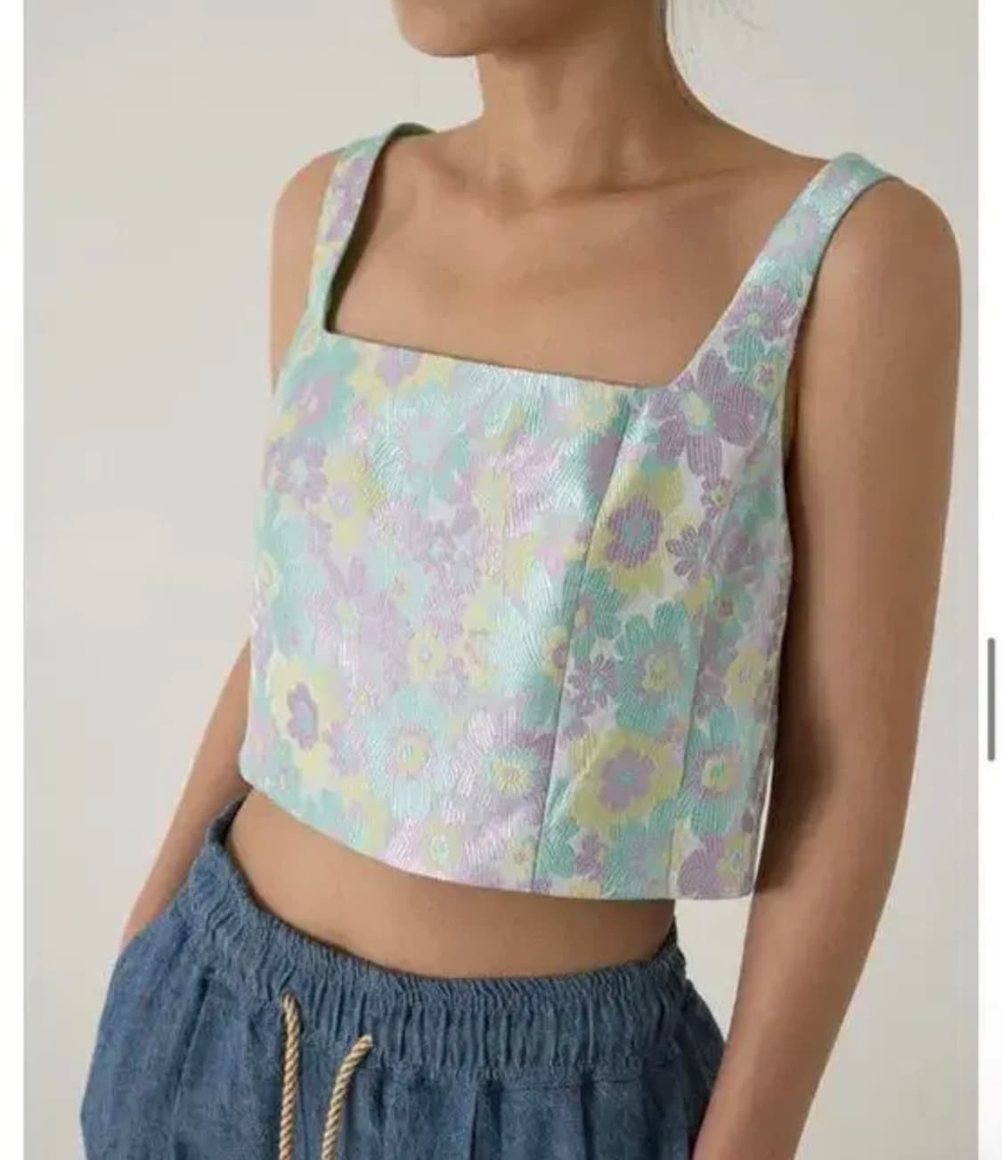 오버듀플레어 플로럴 자카드 탑 상품이미지1