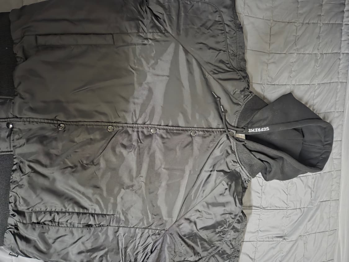 슈프림 후드 스타디움 자켓 블랙 - 24SS 상품이미지2