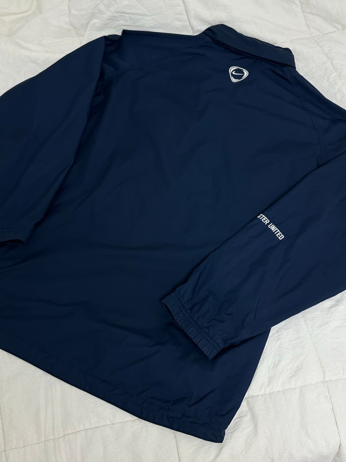 나이키 맨체스터 유나이티드 바람막이 돕바 라지 상품이미지2