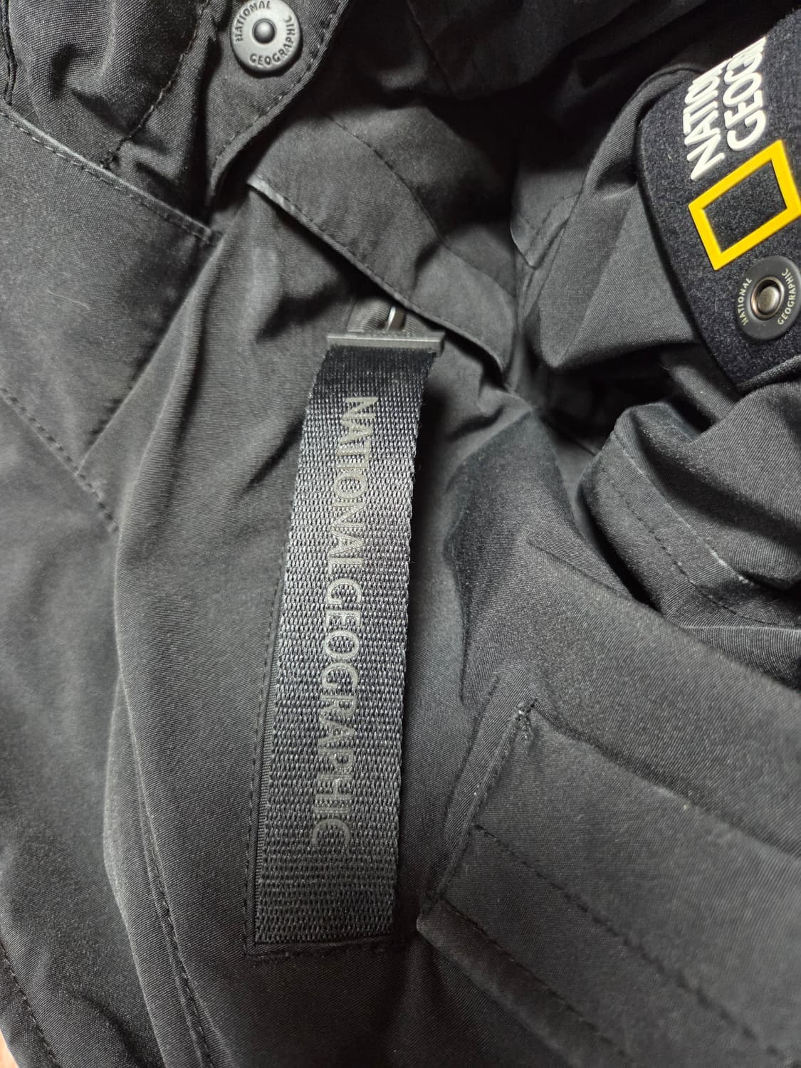 내셔널지오그래픽 블랙 덕다운 패딩 점퍼100 상품이미지9