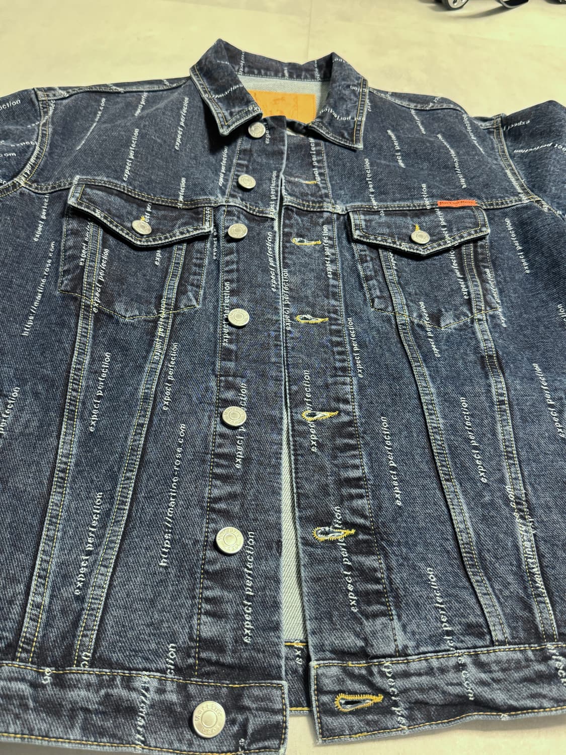 마틴로즈 데님 자켓 판매합니다 상품이미지3