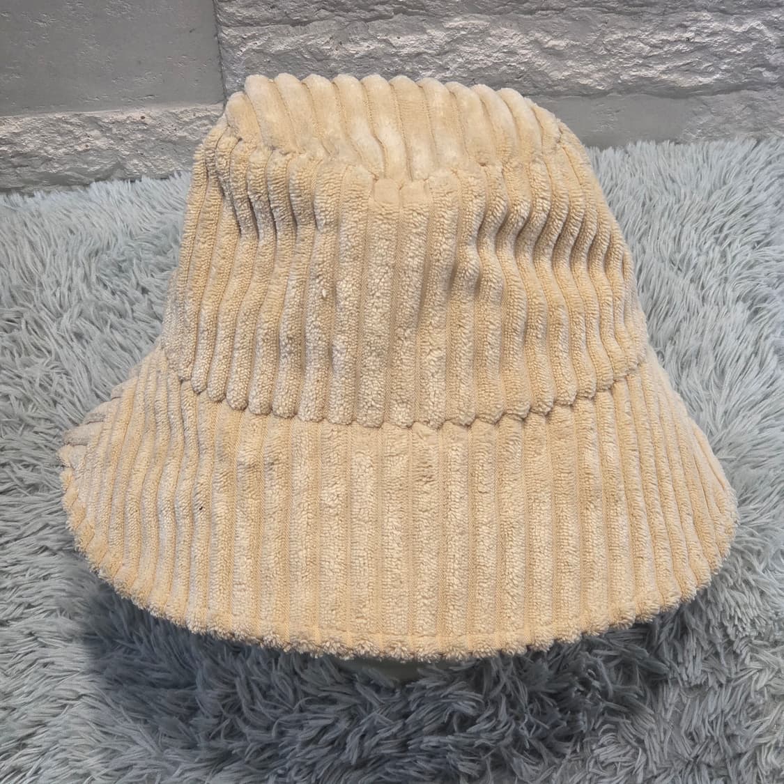 p9-1:자라(ZARA) 코듀로이 버킷햇 베이지 (58cm) 상품이미지3