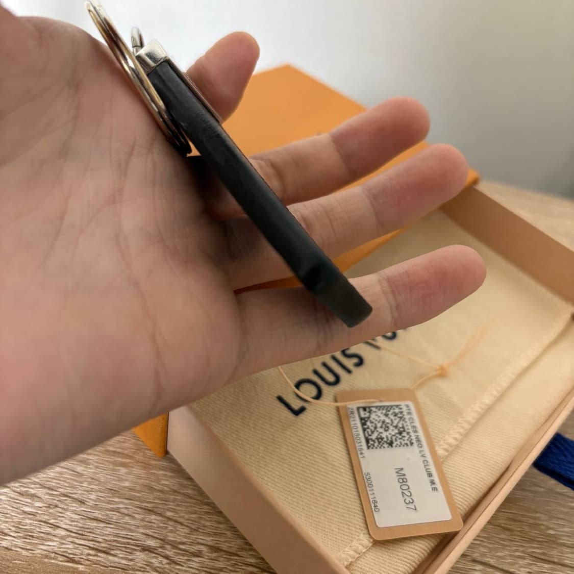 루이비통 LV 네오 이클립스 키링 상품이미지5