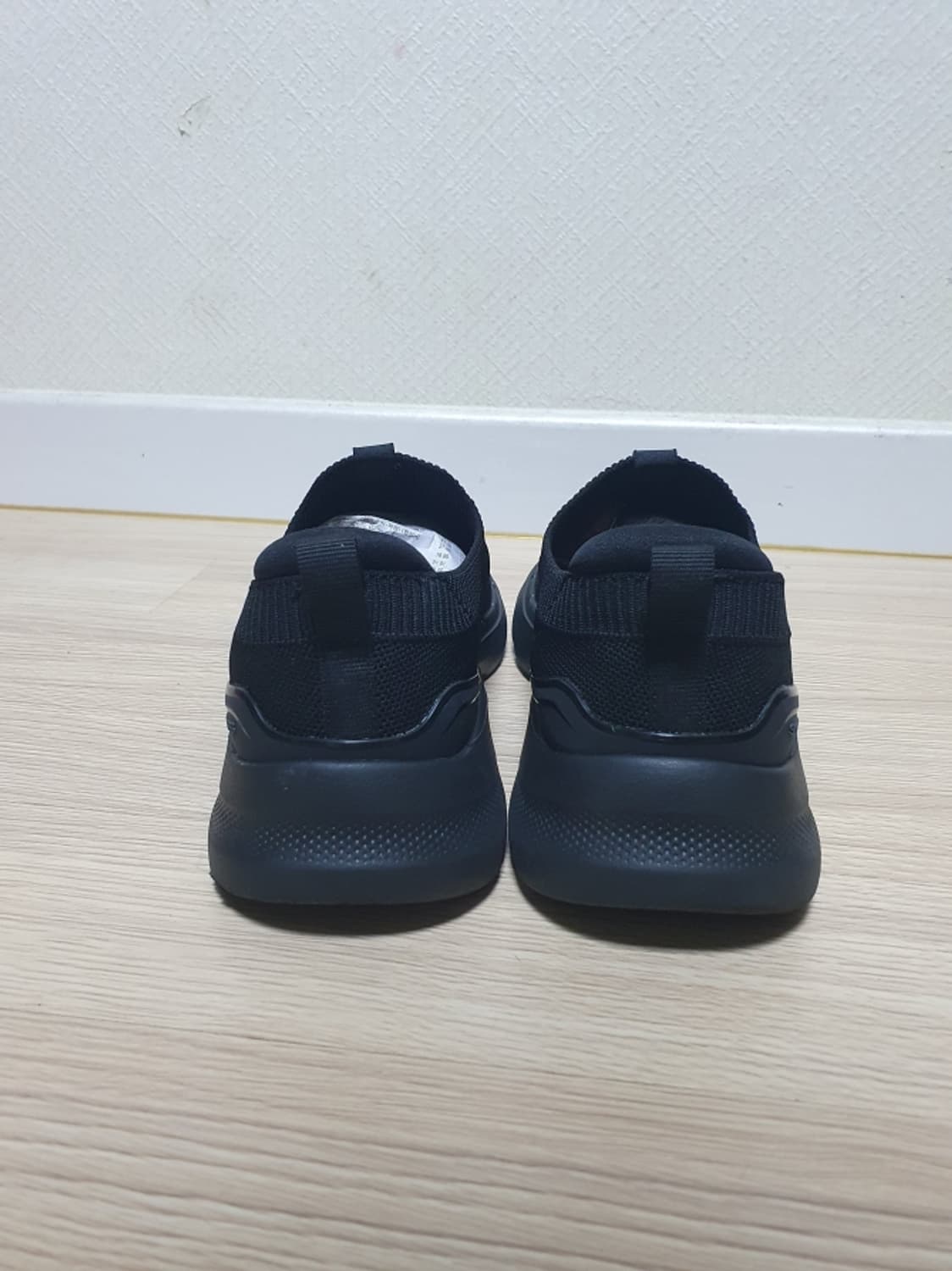 스케쳐스 고워크 블랙 슬립온 280 상품이미지5
