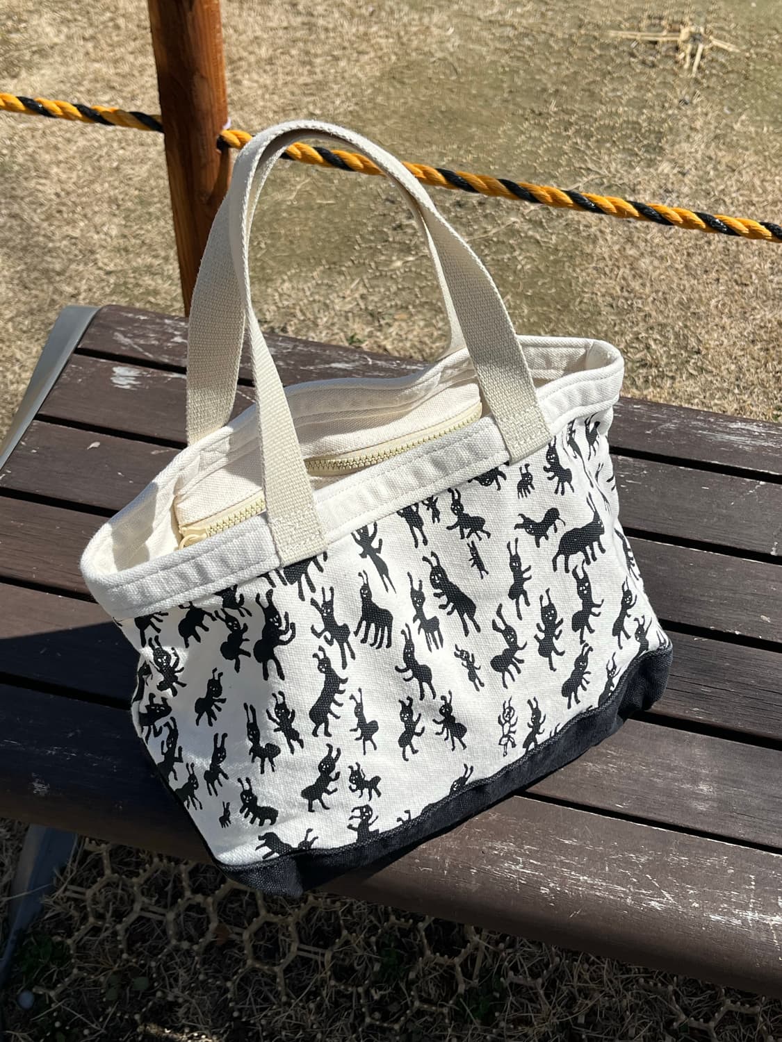 네넷 개미패턴 캔버스 토트백 🐜 상품이미지1