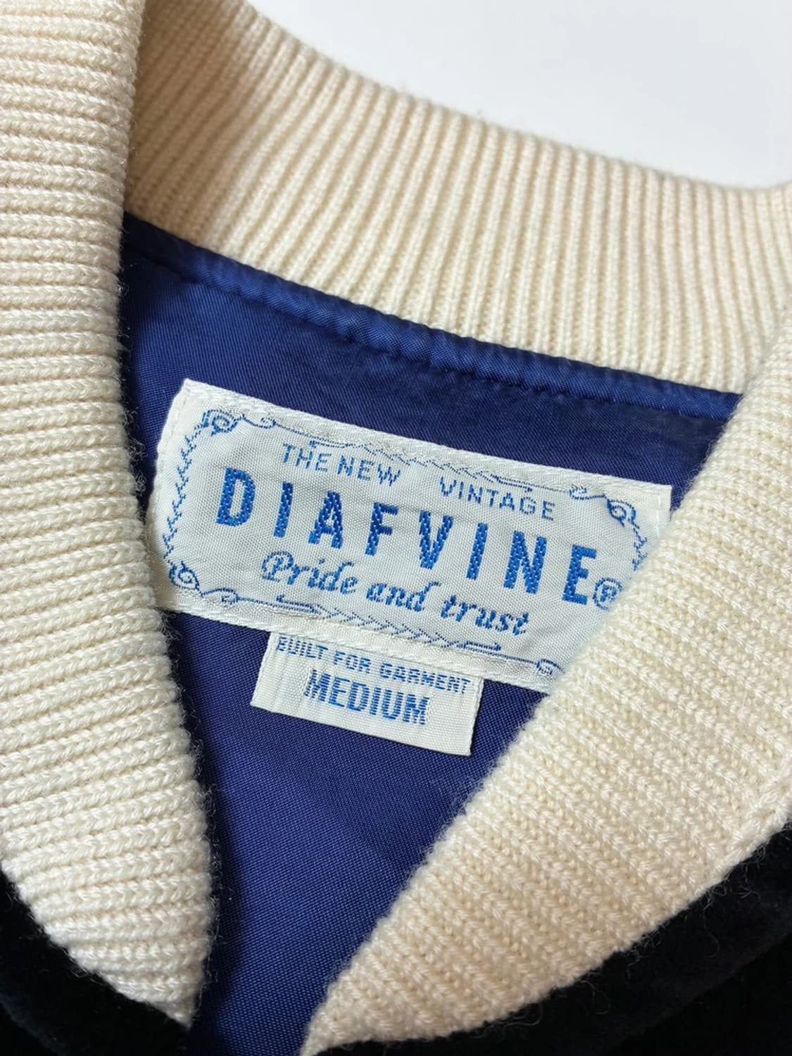 디아프바인 Diafvine 로어링 벨벳 수베니어 자켓 PN8325 상품이미지8