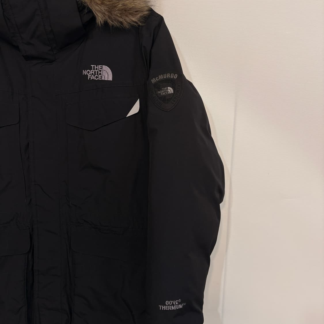 노스페이스 남성 맥머도 고어 패딩 95 상태최상 블랙 상품이미지2