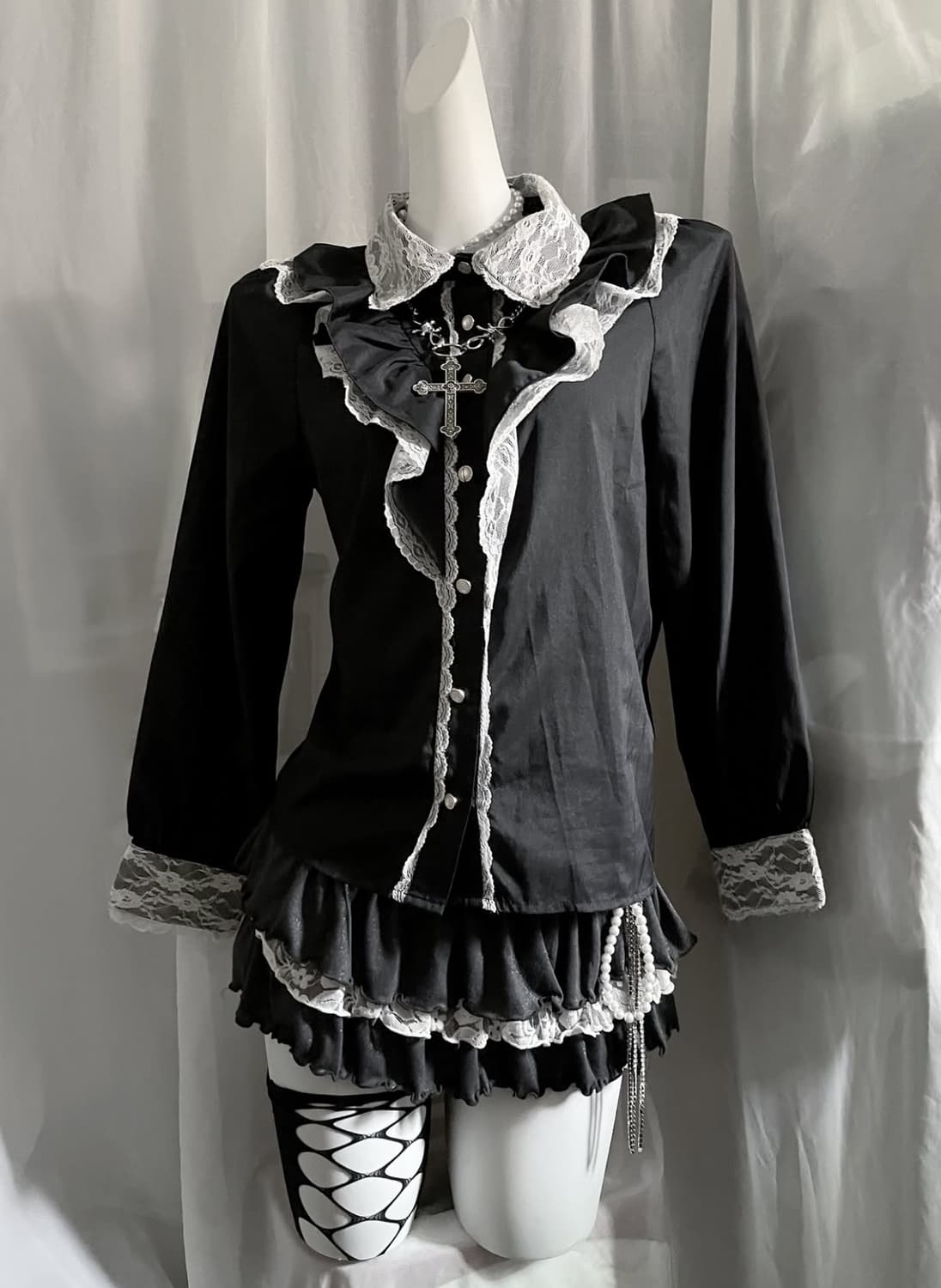 마조리티 블라우스 상품이미지1