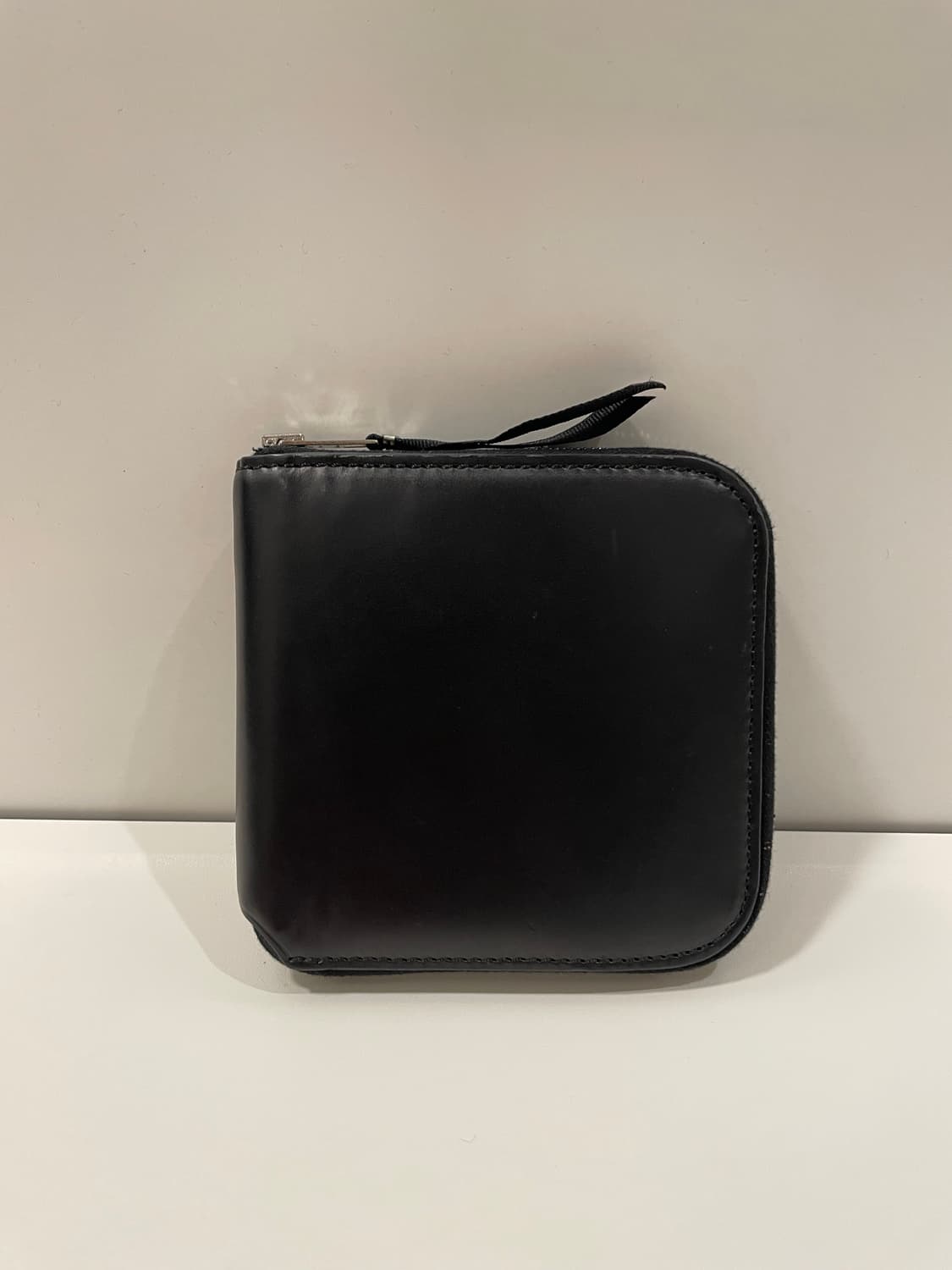 아크네스튜디오 지퍼 반지갑 블랙 판매 상품이미지1