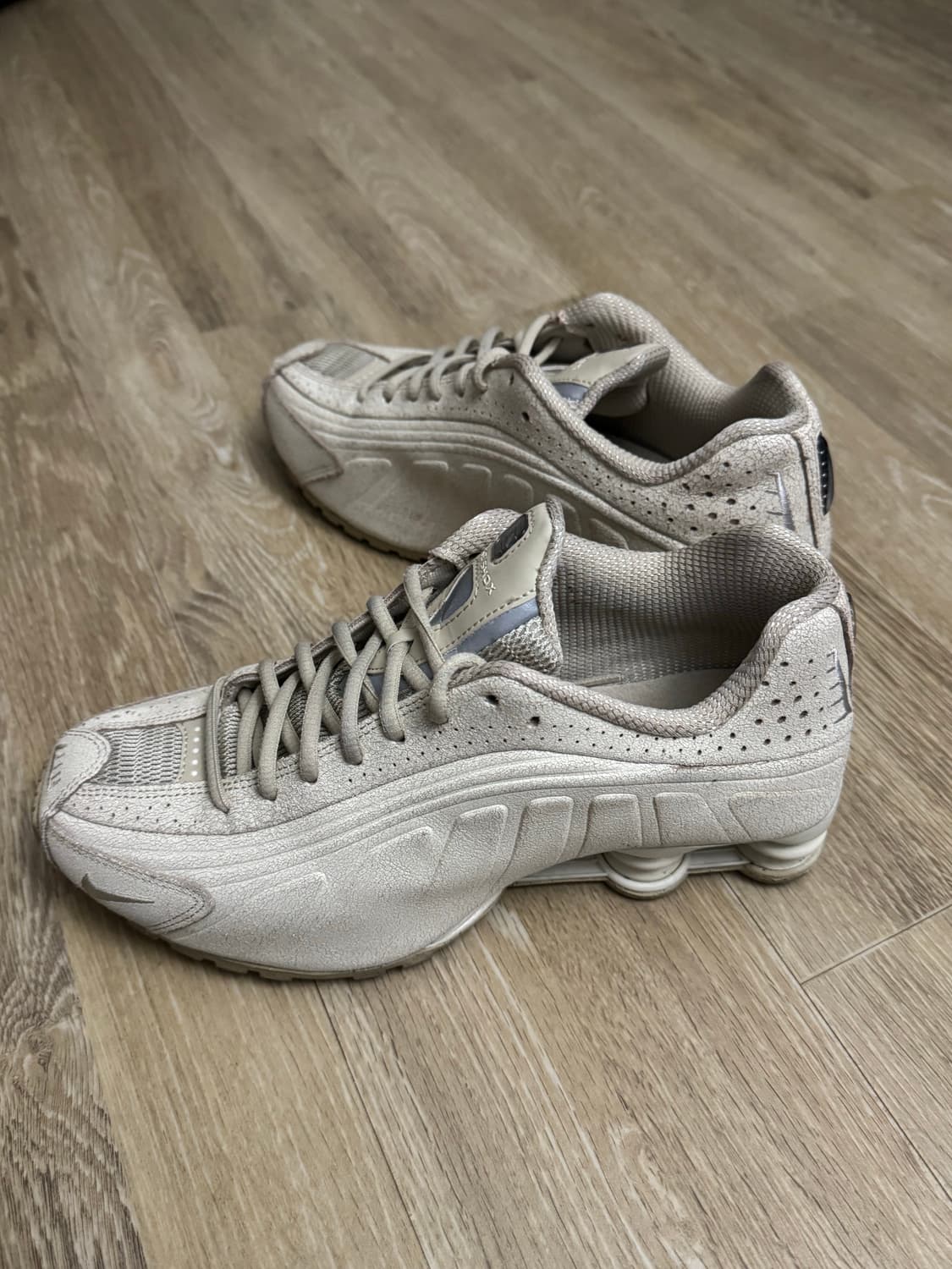 나이키 샥스 R4 QS 260 상품이미지4