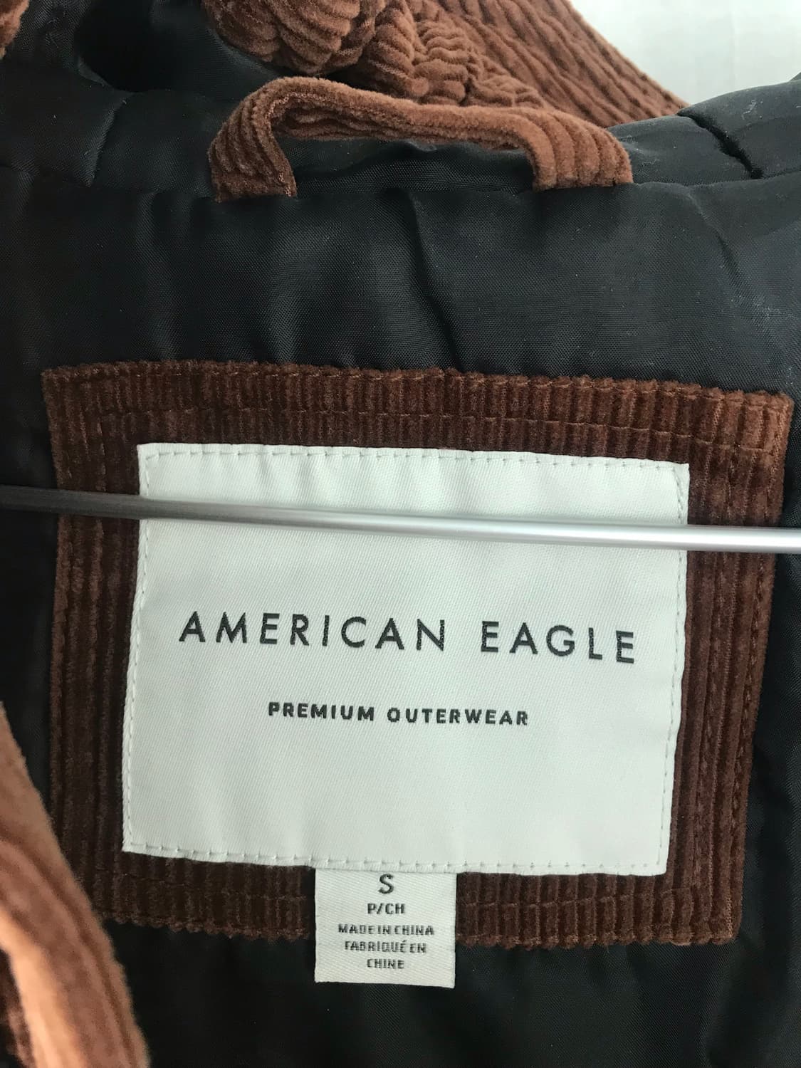 아메리칸이글 코듀로이 롱패딩 브라운 s사이즈 판매합니다. 상품이미지4