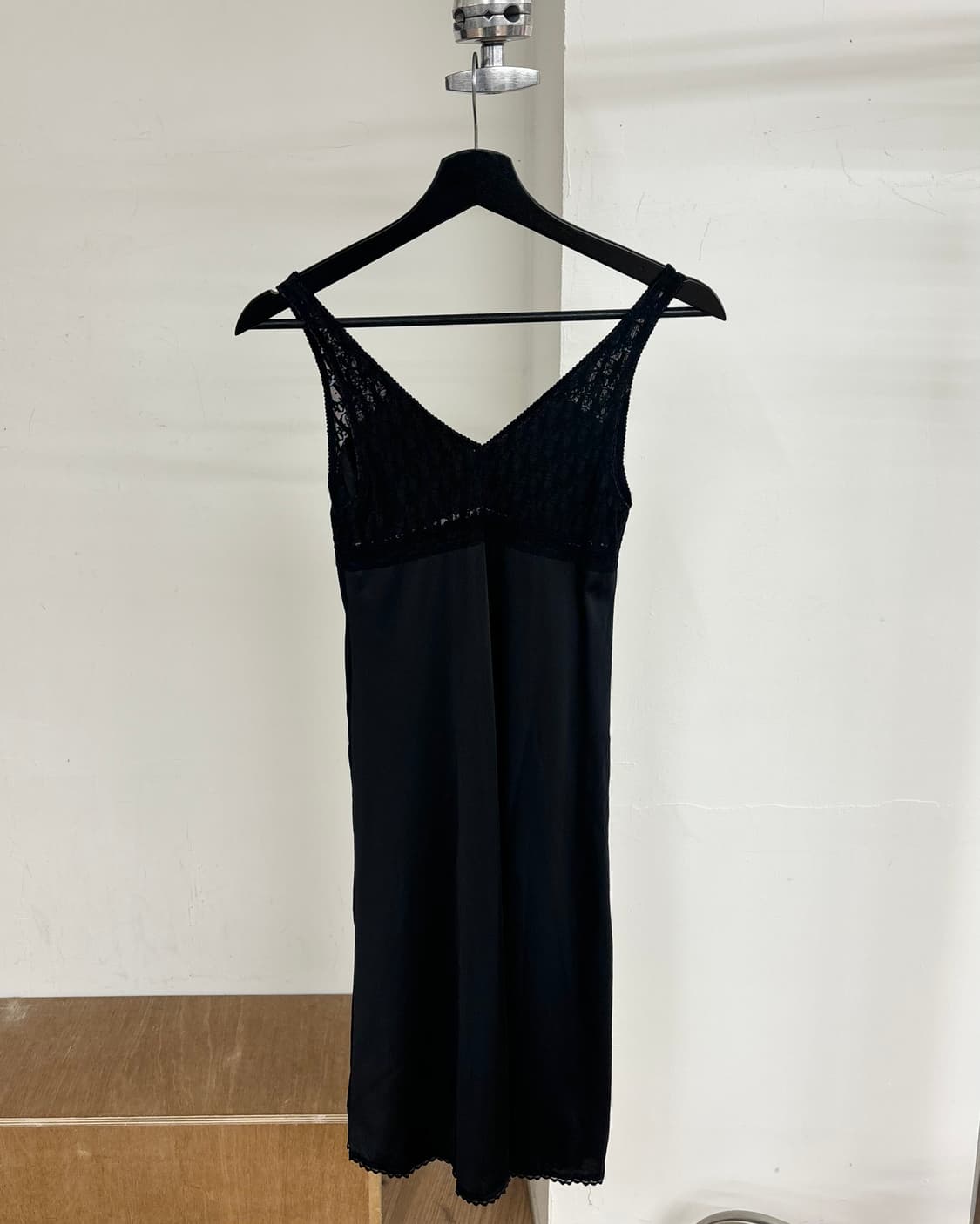 디올 블랙 레이스 슬립 드레스 상품이미지6