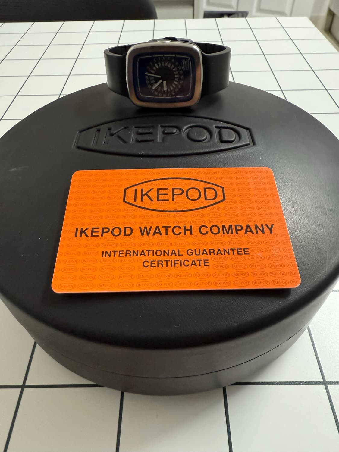 IKEPOD MANATEE GMT Limited Edition 손목시계 상품이미지8