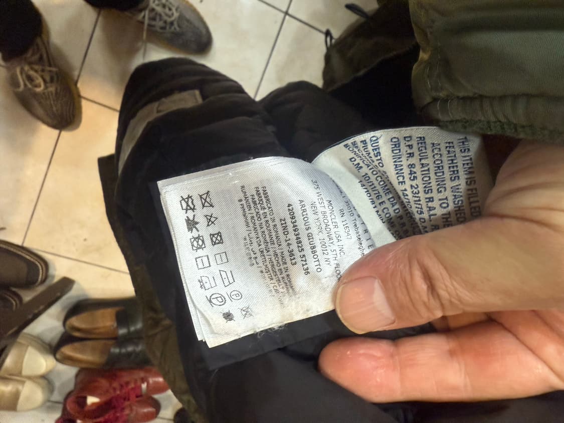 2/55 정품 몽클레어 아레텔 폭스 퍼 패딩 팝니다 상품이미지7