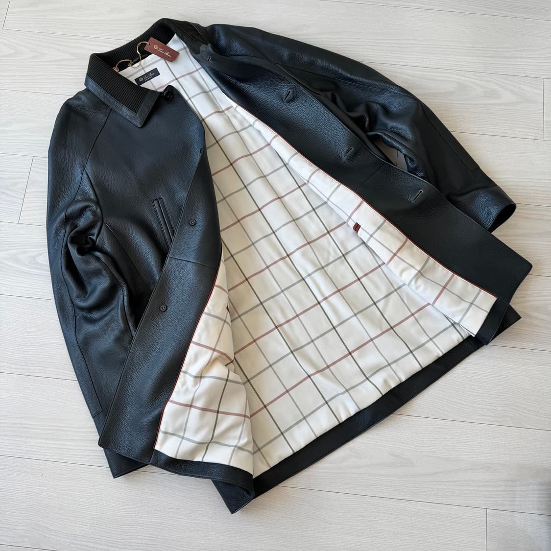 [역작,신형, 미사용] 로로피아나 극상의 이탈리안 사슴가죽 카코트 필드 상품이미지7