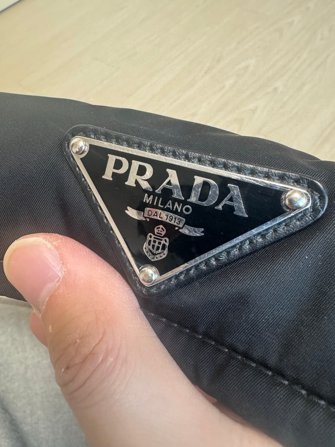 프라다 패딩 숄더백 라지 상품이미지7