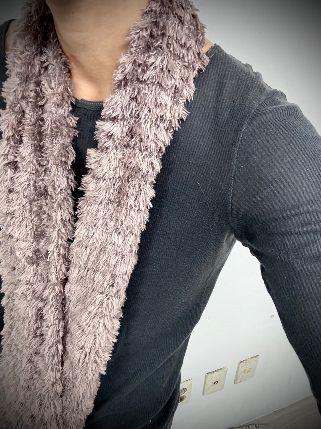 “Vintage” Dark Pink Fur Scarf 상품이미지2